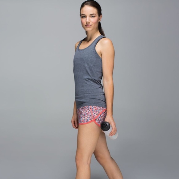 Lululemon Run: Speed Short *4-way Stretch Prism Petal Multi / Atomic Red… - Picture 5 of 13